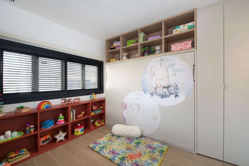 Mueble y armario para habitación infantil con cama abatible doble